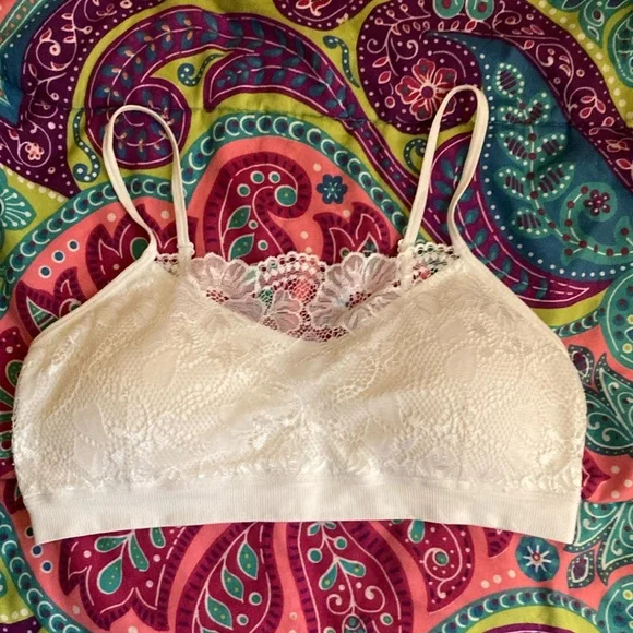 No Boundaries Bralette M/L - Picture 1 of 4